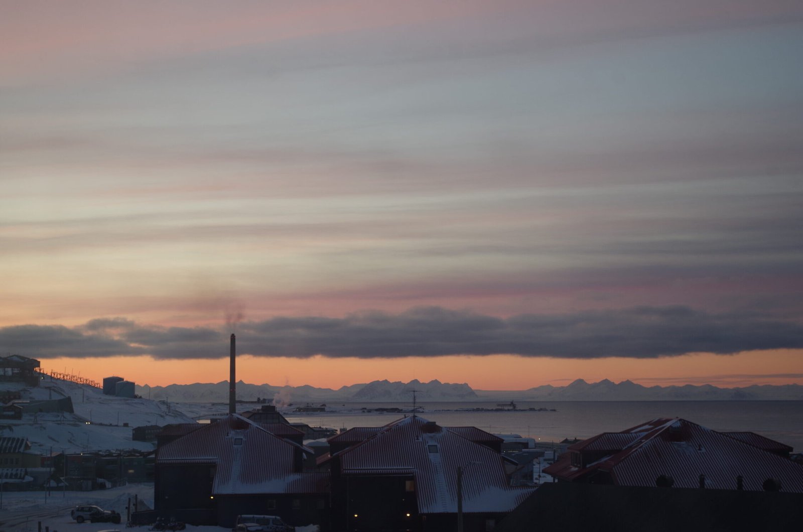 Longyearbyen's sky